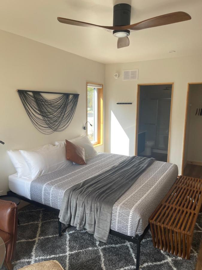 King Room with Balcony