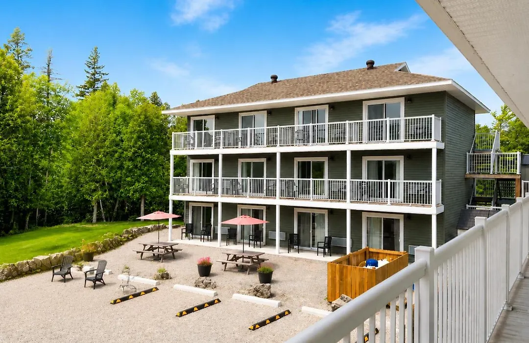 Escarpment Heights Motel-1