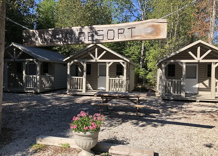 Adventure The Bruce Inn - Recently Renovated With Outdoor Hot Tub Tobermory