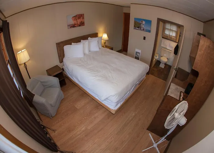 Harbourside Motel Tobermory